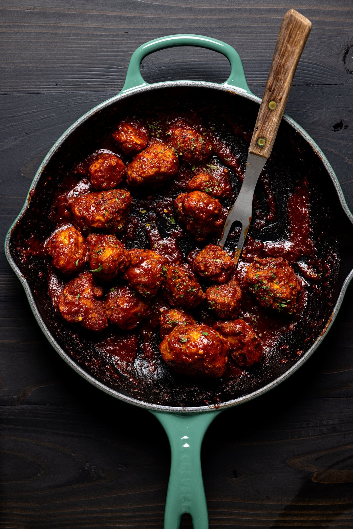 Skillet of Crispy Buffalo Cauliflower Wings