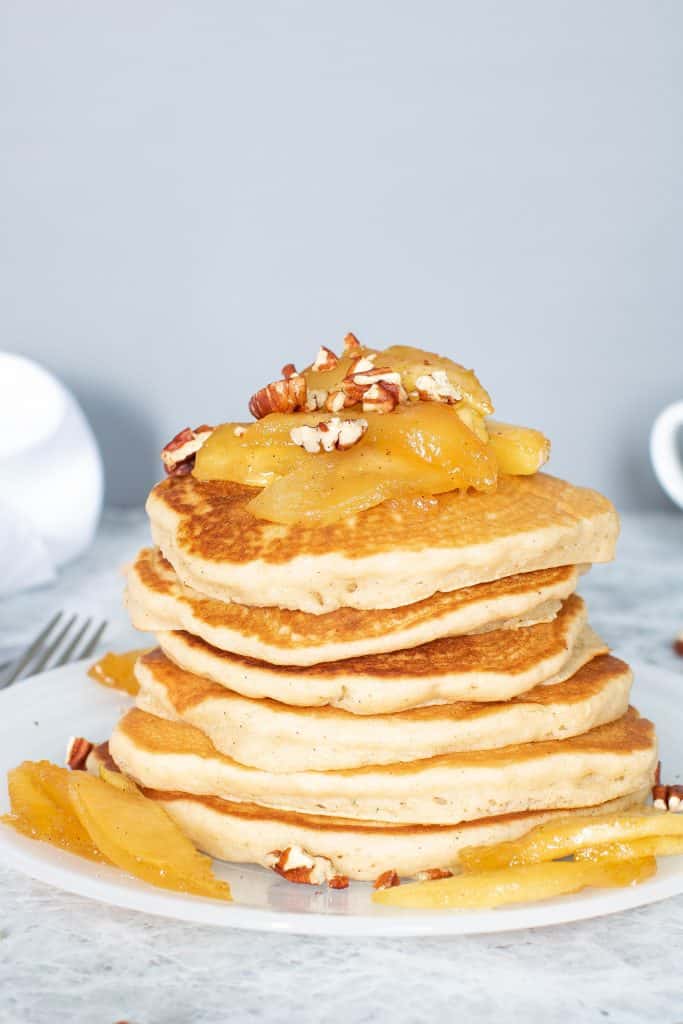 Warm Vegan Apple Cinnamon Pancakes