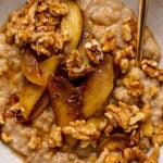 Apple Cinnamon Oatmeal Porridge