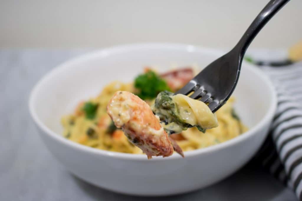 Creamy Lobster Spinach Linguine