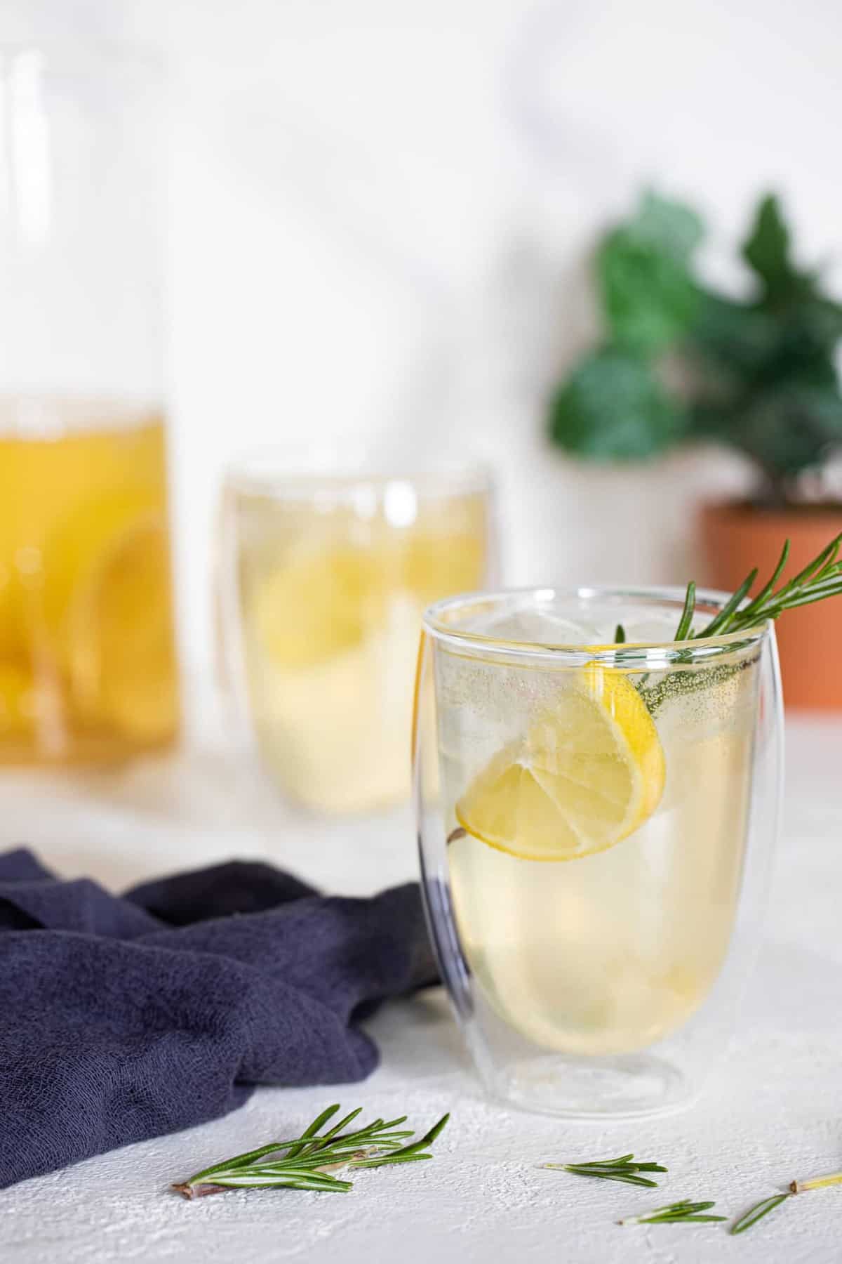 Natural Homemade Lemon Ginger Ale