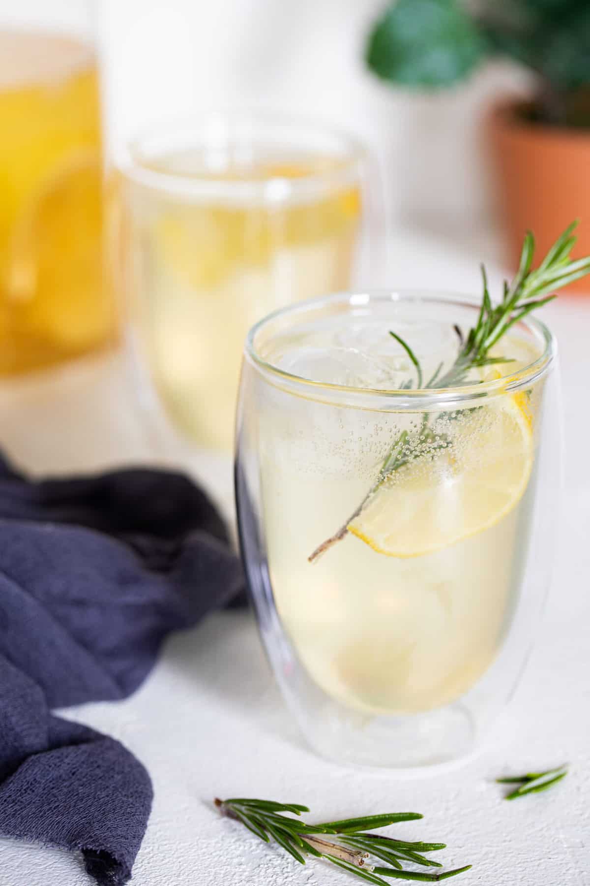 Natural Homemade Lemon Ginger Ale