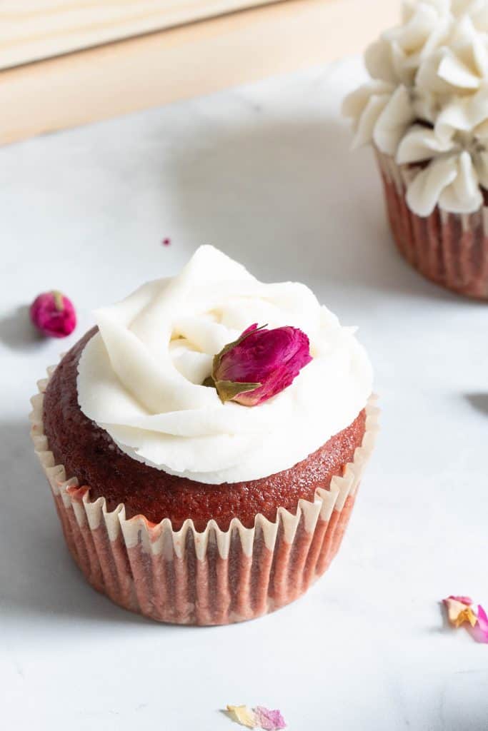 Vegan Red Velvet Cupcakes + Vanilla Buttercream