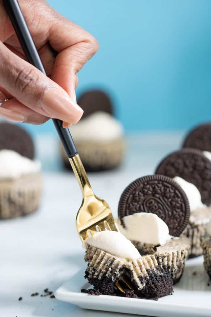 The Best Oreo Cheesecake Bites