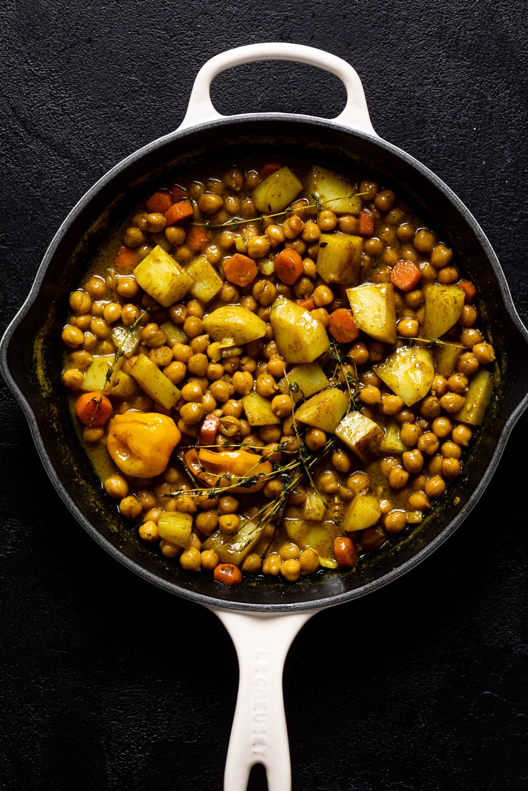 Vegan Curry Chickpeas in a skillet