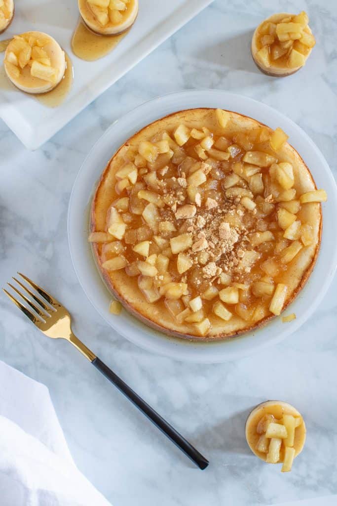 Best Caramel Apple Spice Cheesecake