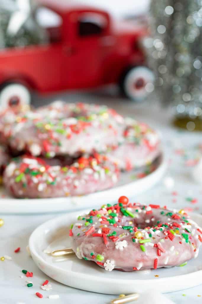 Vegan Red Velvet Baked Donuts