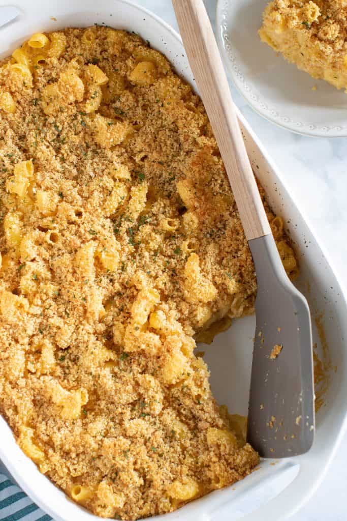 Baked Vegan Buffalo Mac + Cheese