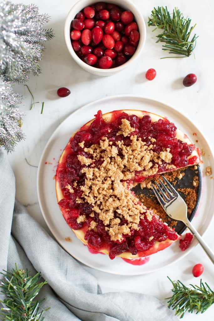 Cranberry Cheesecake + Gingersnap Crust