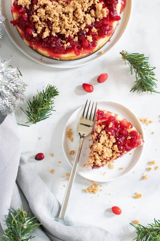 Cranberry Cheesecake + Gingersnap Crust