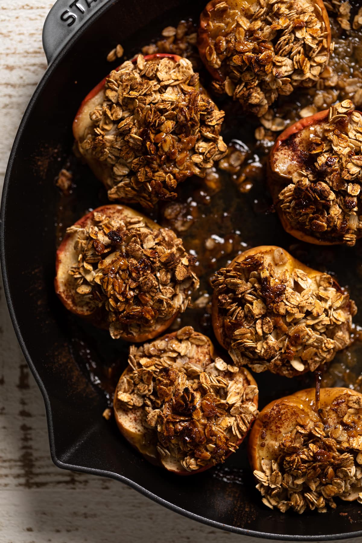 Vegan Baked Cinnamon Caramel Apples