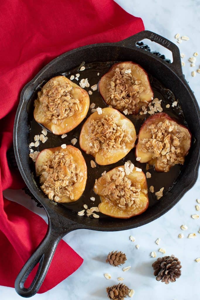Vegan Baked Cinnamon Caramel Apples