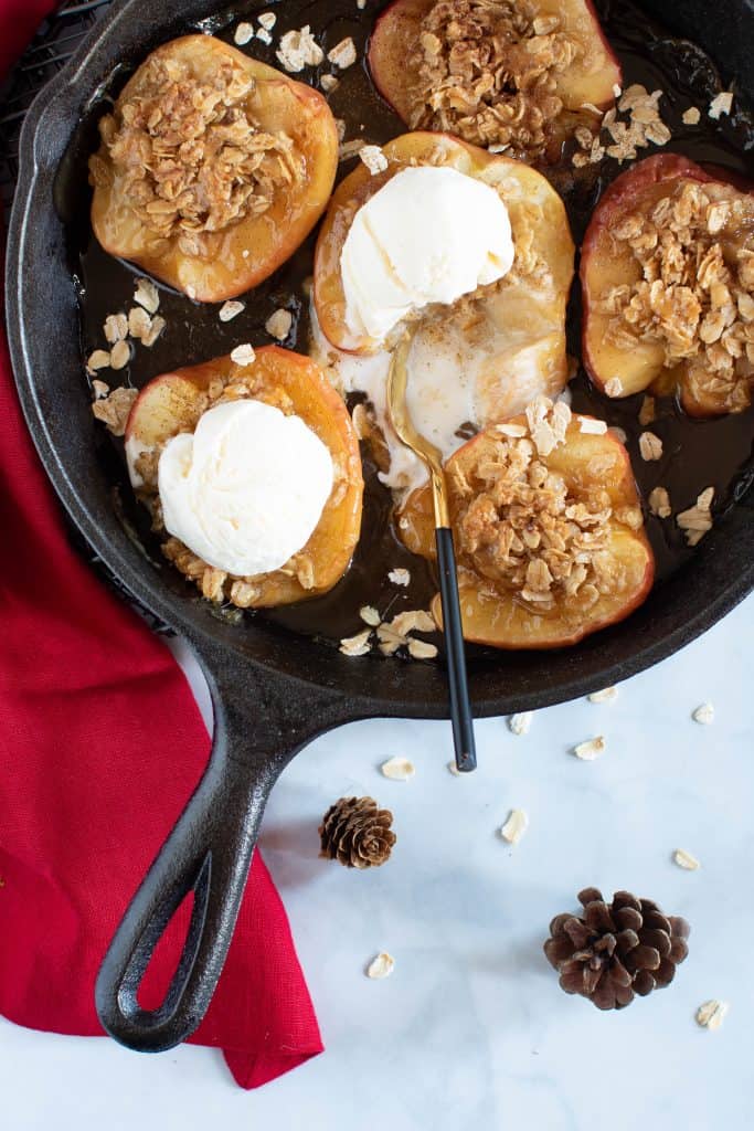 Vegan Baked Cinnamon Caramel Apples