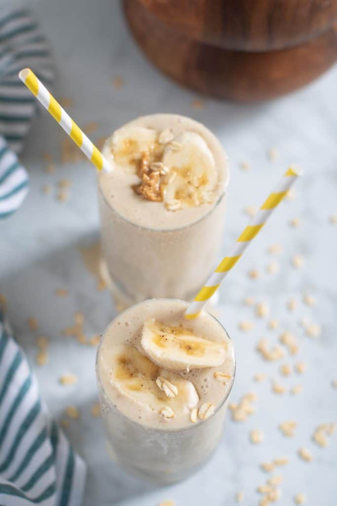 Easy Peanut Butter Banana Oats Smoothie
