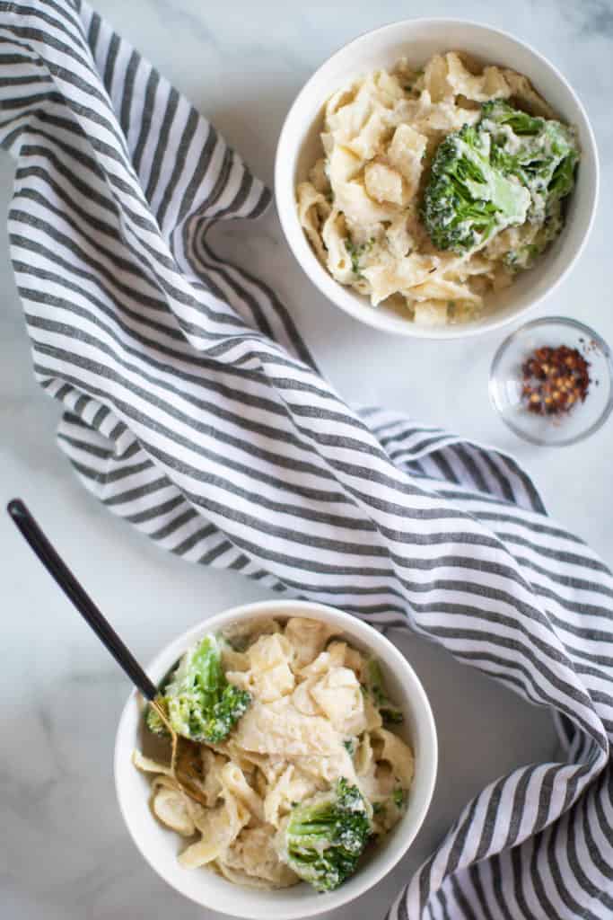 Easy Vegan Broccoli Alfredo Pasta