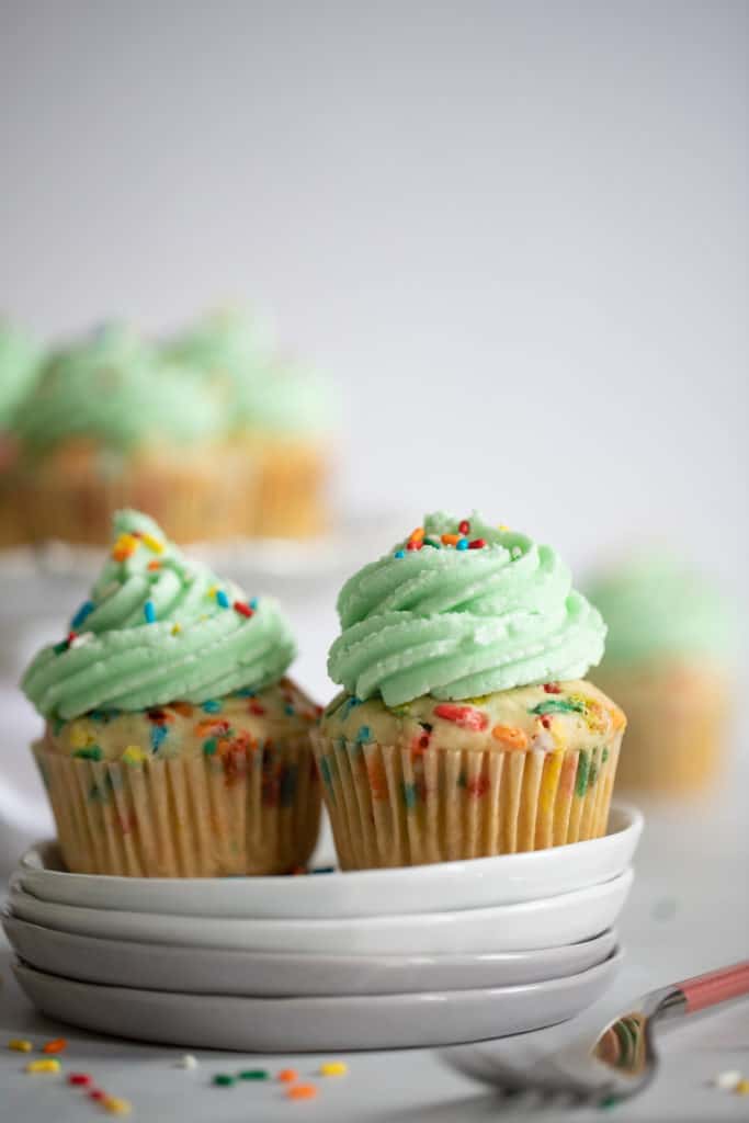 Homemade Vegan Funfetti Sprinkles Cupcakes