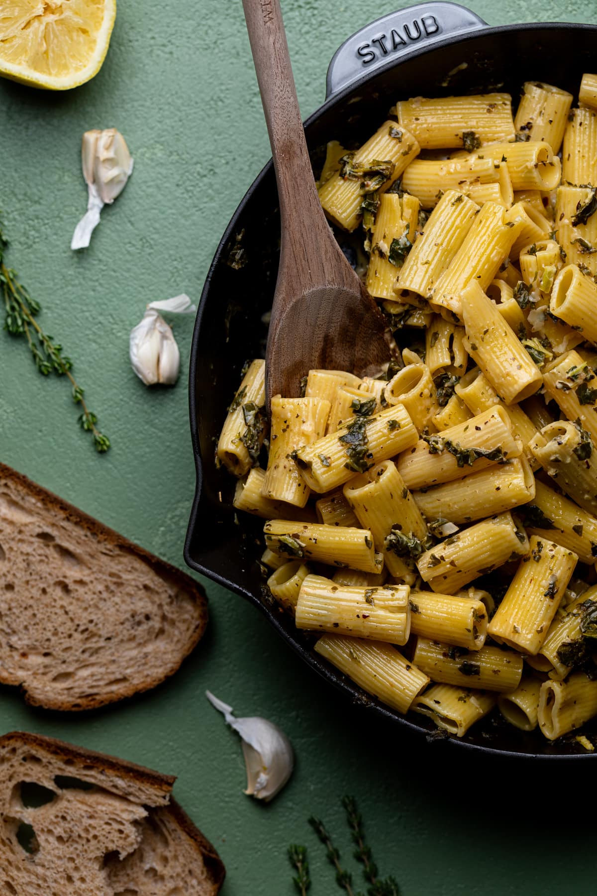 Lemon + Herb Garlic Parmesan Kale Pasta 