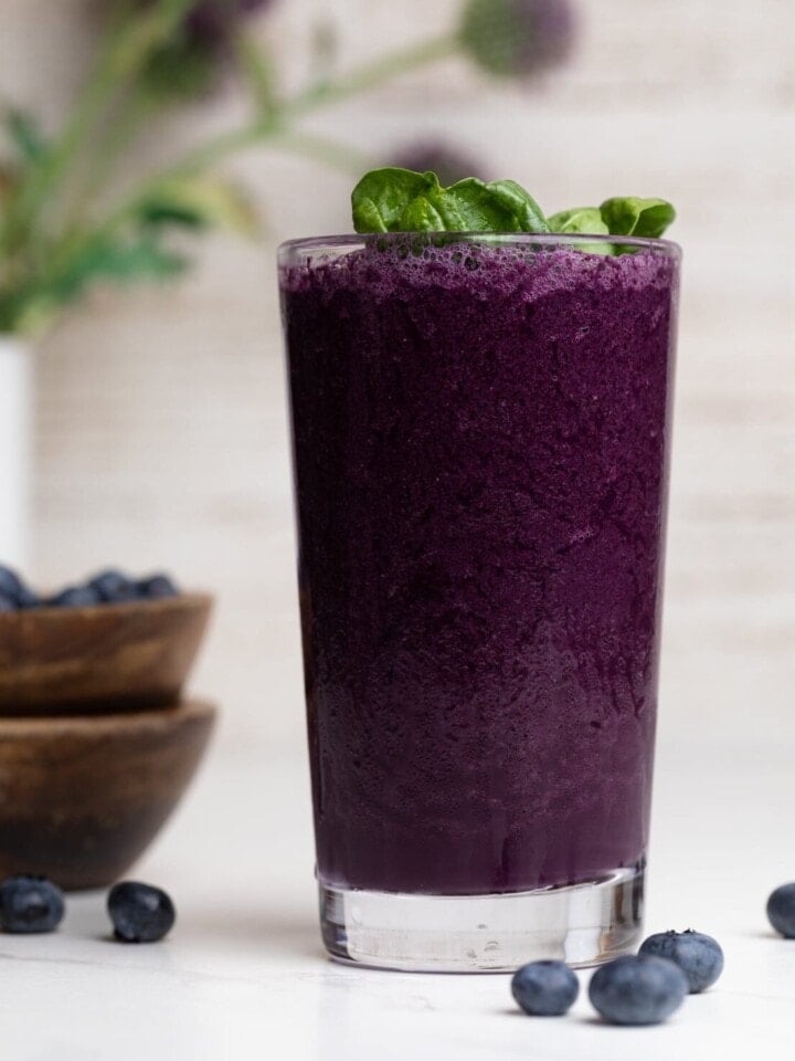 Spinach Blueberry Smoothie in a tall glass