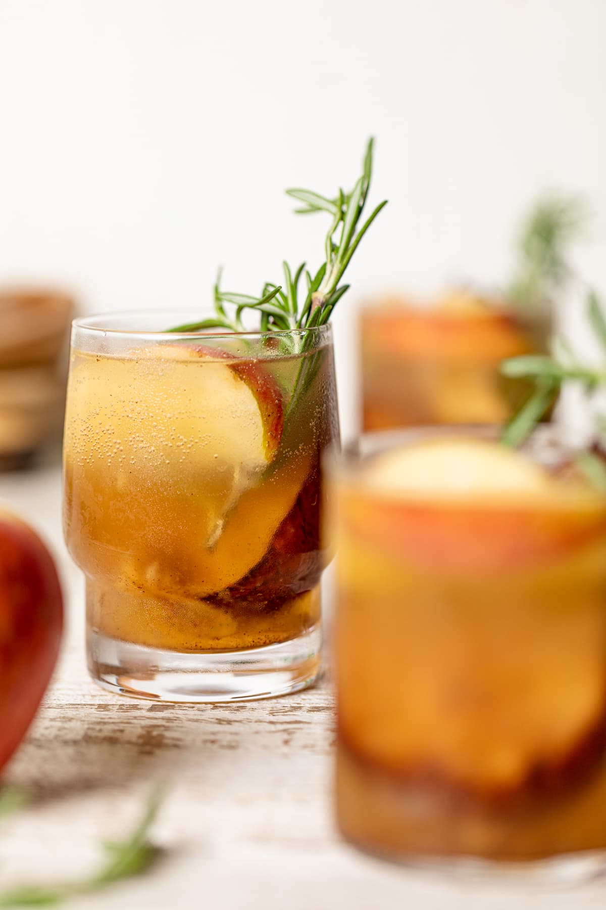Roasted Apple Pear Mocktails in small glasses