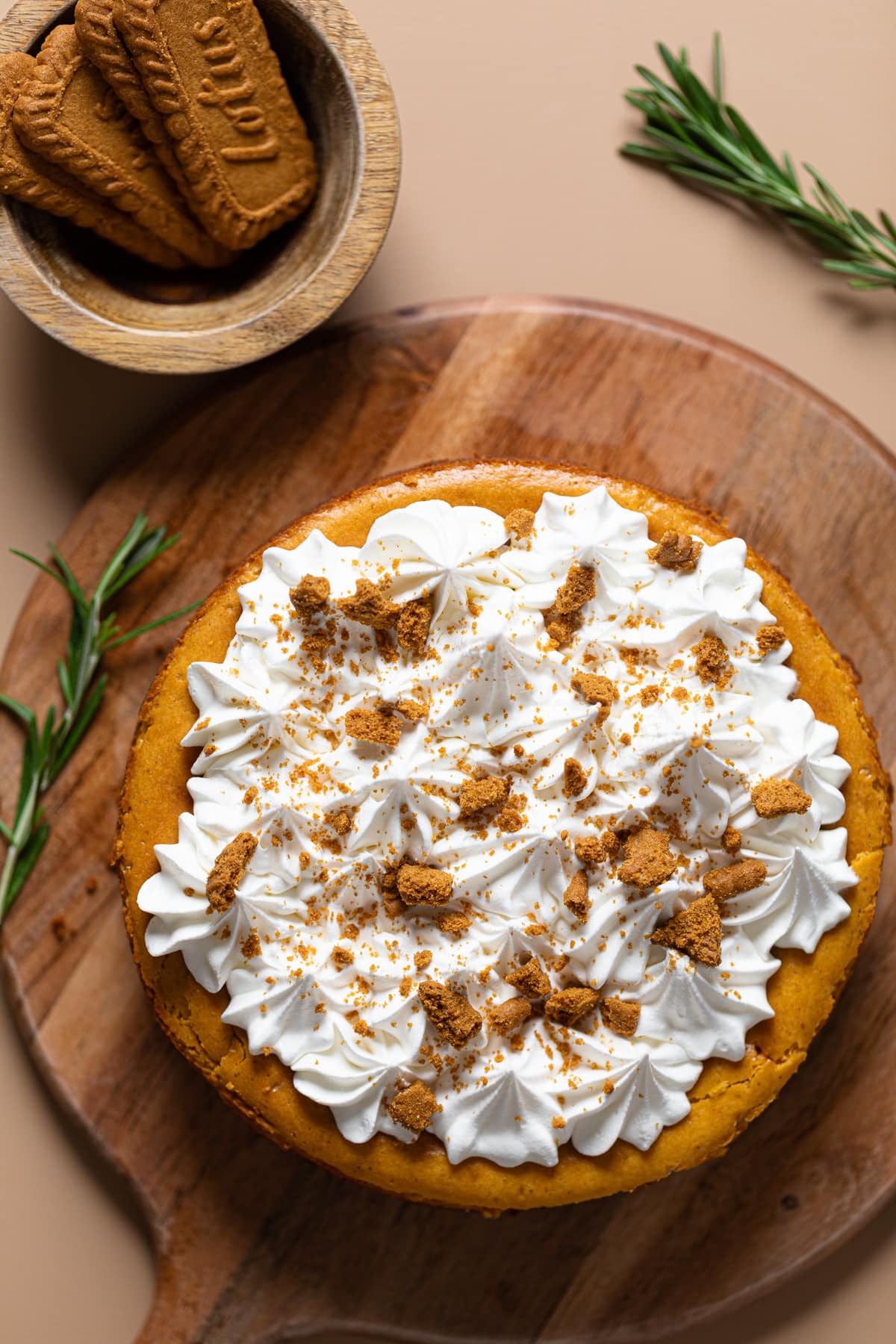 Pumpkin Cheesecake with Biscoff Cookies