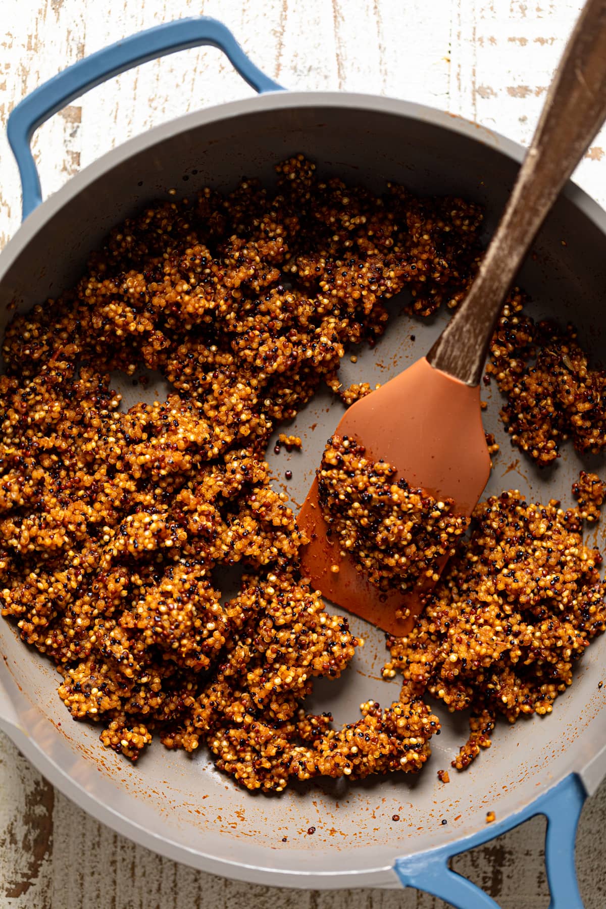 Pan of cooked quinoa