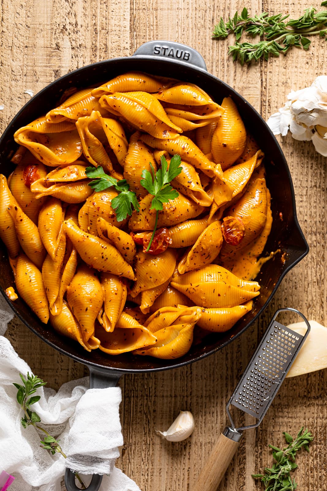 Skillet of Creamy Garlic Tomato Conchiglioni Pasta