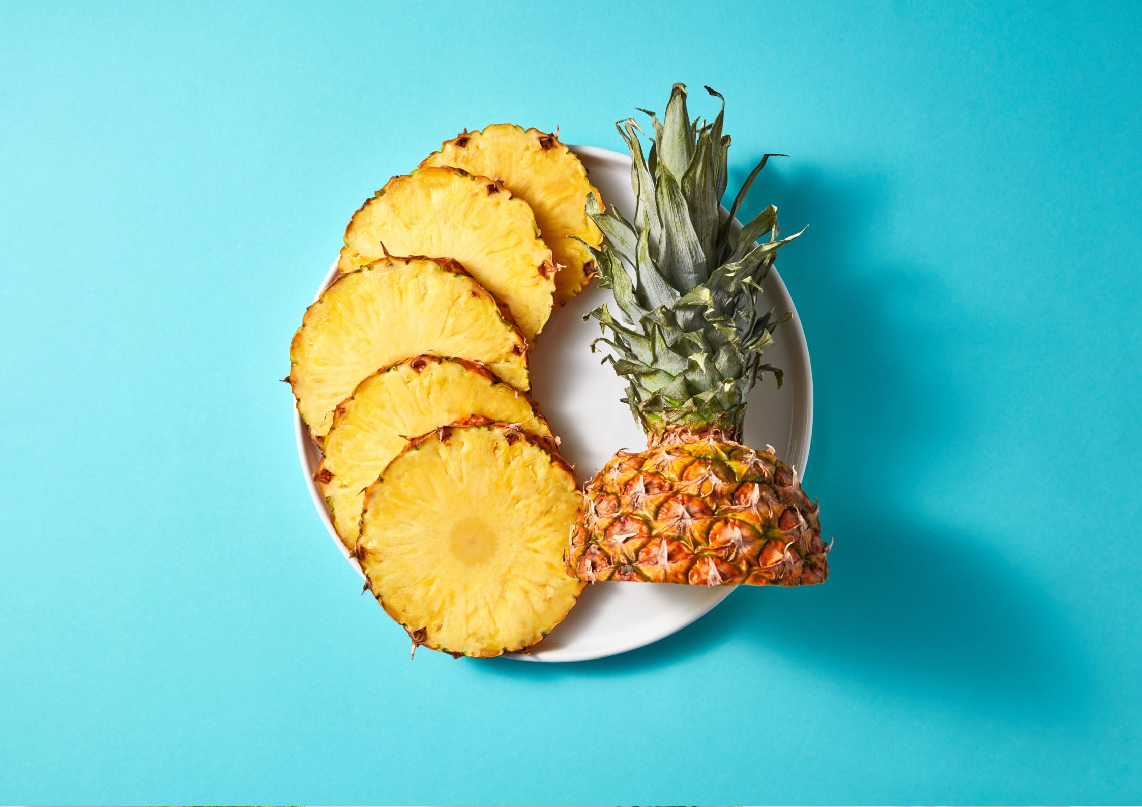 Pineapple cut into disks