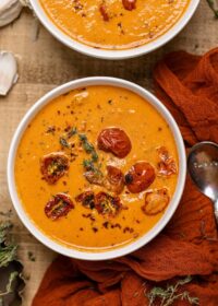 Creamy Roasted Garlic Tomato Soup